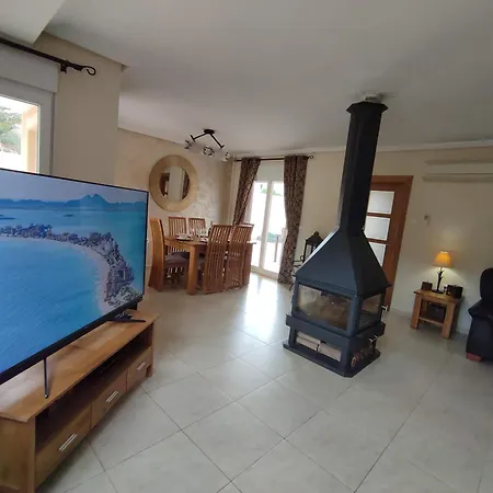Villa With 4 Bedrooms Only 300 Meters From The La Manga del Mar Menor